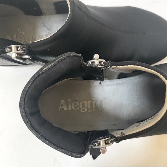Alegria Sloan Zip Wedge Stretch Ankle Boot Size 6-6.5/EU 36 - Picture 13 of 16